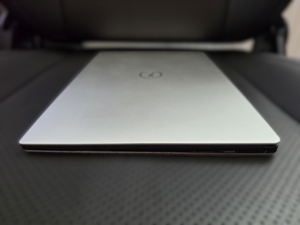Dell XPS 13 - 9305 9