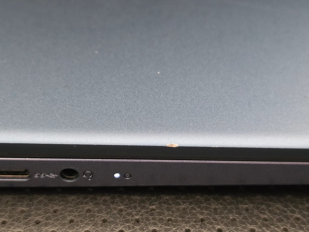 Lenovo IdeaPad 33oS-141KB 14" 11